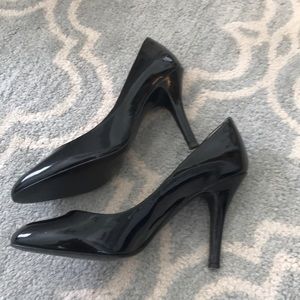 J. Crew black patent pumps
